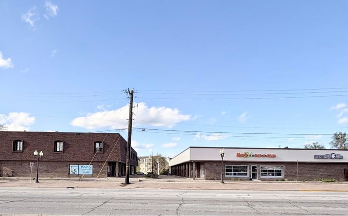 Pictures of Retail, Office property located at 435 Ridge Road, Munster, IN 46321 for lease - image #1