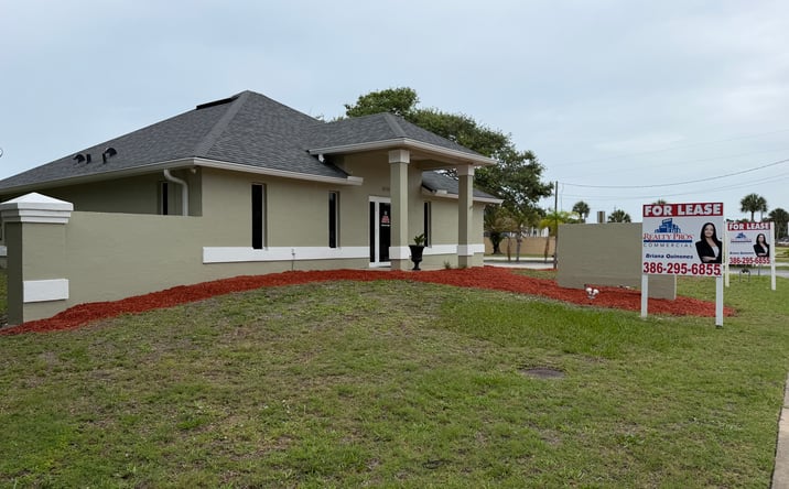 Pictures of Office property located at 3113 S Ridgewood Ave, South Daytona, FL 32119 for lease - image #1