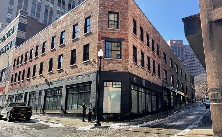 Pictures of Retail property located at 36 Maiden Ln, Albany, NY 12207 for lease - image #1