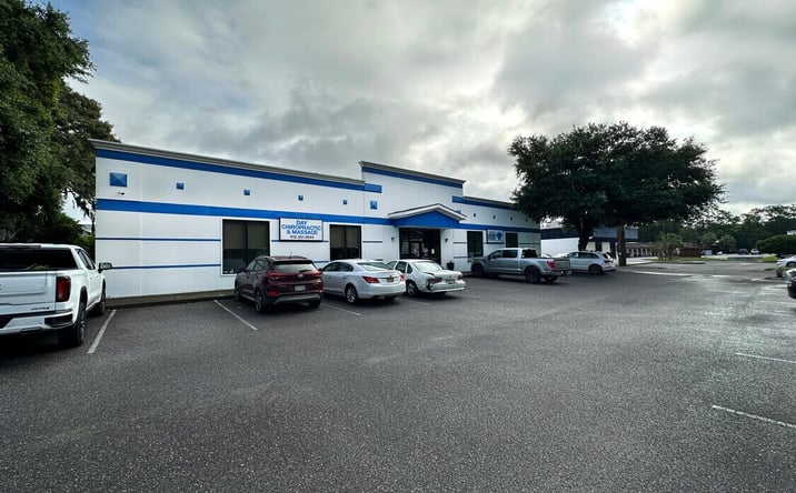 Pictures of Retail, Office property located at 702 Mall Blvd, Savannah, GA 31406 for lease - image #1