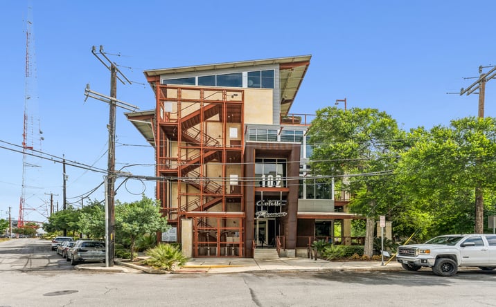 Pictures of Office property located at 102 9th St, San Antonio, TX 78215 for lease - image #1