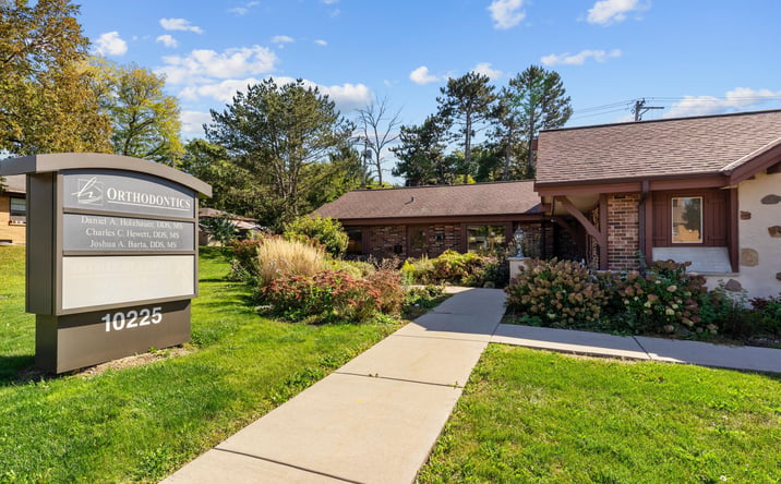 Pictures of Office property located at 10225 W Capitol Dr B, Wauwatosa, WI 53222 for lease - image #1