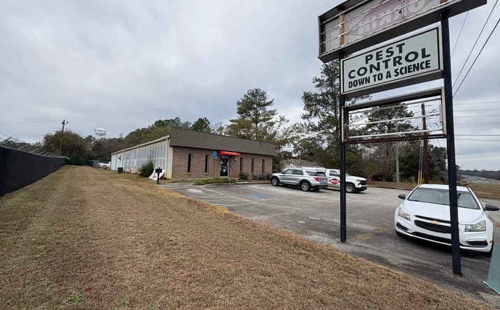 Pictures of Retail, Office, Industrial property located at 7381 Hawkinsville Road, Macon, GA 31216 for lease - image #1