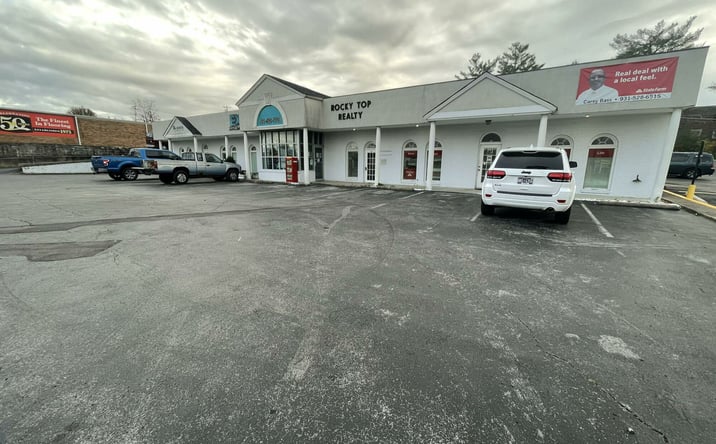Pictures of Office property located at 212 South Jefferson Avenue, Cookeville, TN 38501 for lease - image #1