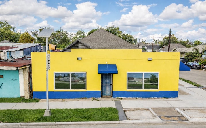 Pictures of Retail, Office, Restaurant property located at 815 Quitman St, Houston, TX 77009 for lease - image #1