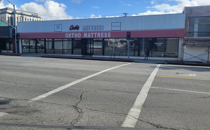 Pictures of Retail, Office, Restaurant property located at 10740 Washington Boulevard, Culver City, CA 90232 for lease - image #1