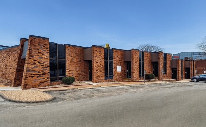 Pictures of Industrial, Office property located at 5 Worthington Access Dr, Maryland Heights, MO 63043 for lease - image #1