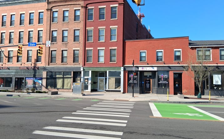 Pictures of Retail, Restaurant property located at 139 State St, Rochester, NY 14614 for lease - image #1