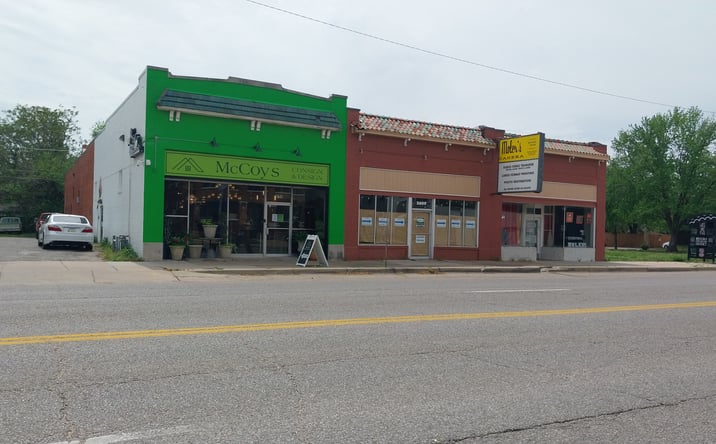 Pictures of Retail property located at 2609 E DOUGLAS AVE, WICHITA, KS 67211 for lease - image #1