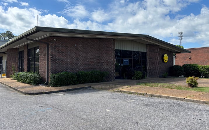 Pictures of Retail, Industrial property located at 1010 Opelika Rd, Auburn, AL 36830 for lease - image #1
