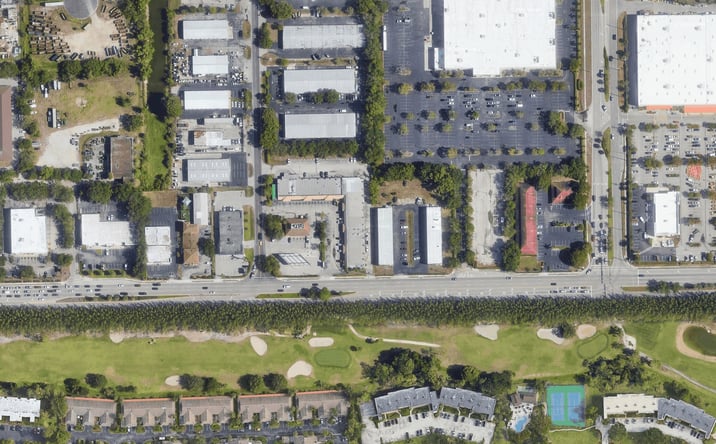 Pictures of Retail property located at 2079 Pine Ridge Road, Naples, FL 34109 for lease - image #1
