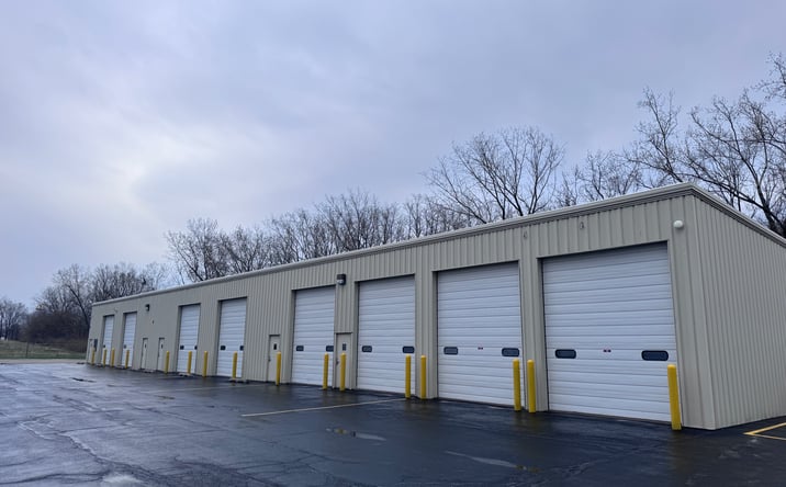 Pictures of Industrial property located at 3131 W 76th St, Davenport, IA 52806 for lease - image #1
