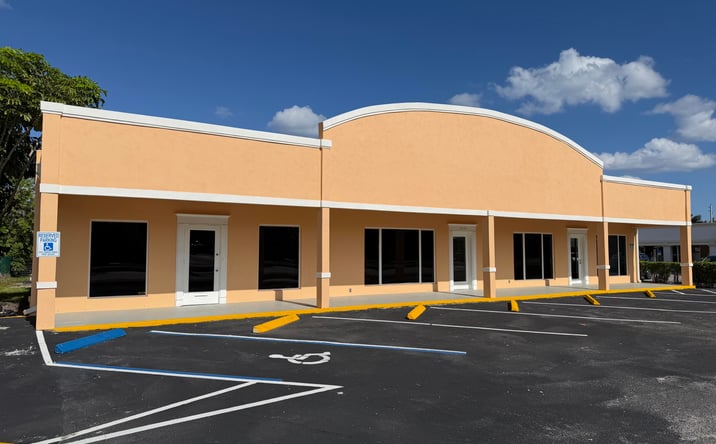 Pictures of Retail, Special Purpose, Office property located at 3060 N Federal Highway, Boca Raton, FL 33431 for lease - image #1