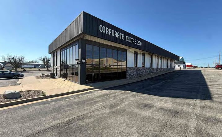 Pictures of Office, Industrial property located at 200 35th Street, Marion, IA 52302 for lease - image #1