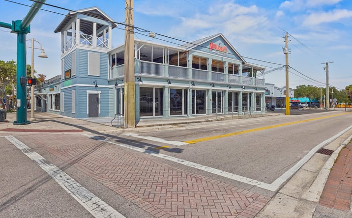 Pictures of Restaurant property located at 2019 NE Jensen Beach Blvd, Jensen Beach, FL 34957 for lease - image #1