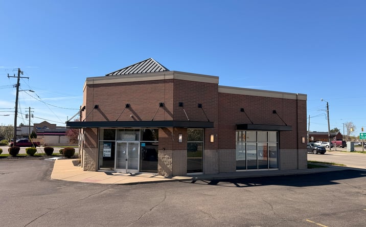 Pictures of Retail property located at 2031 Dix Highway, Lincoln Park, MI 48146 for lease - image #1