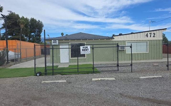 Pictures of Retail property located at 472 North San Jacinto Street, Hemet, CA 92543 for lease - image #1