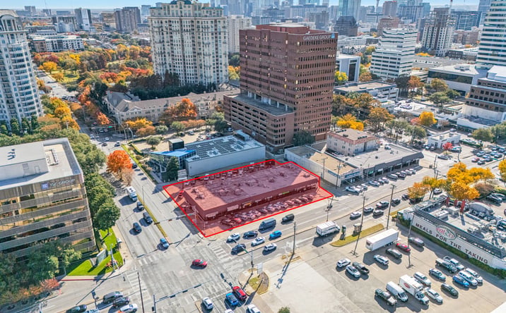 Pictures of Retail, Restaurant property located at 3416-3430 Oak Lawn Avenue, Dallas, TX 75219 for lease - image #1