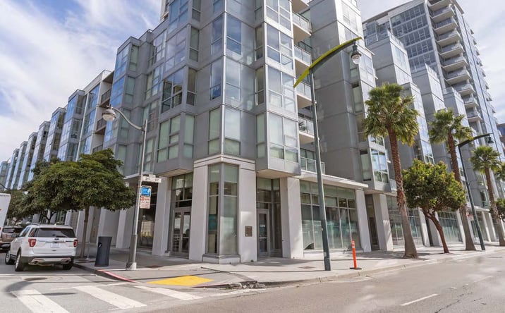 Pictures of Retail property located at 1325 3rd St, San Francisco, CA 94158 for lease - image #1