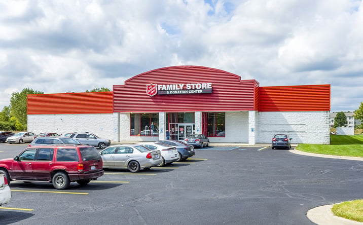 Pictures of Retail property located at 1525 Mall Road, Monroe, MI 48162 for lease - image #1