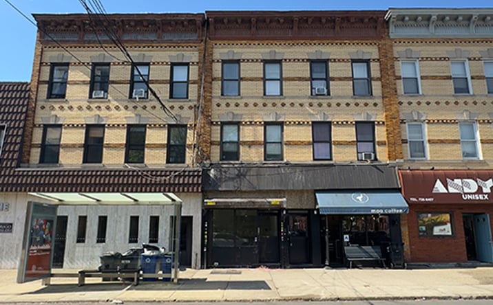 Pictures of Retail property located at 43-04 30th Ave, Queens, NY 11103 for lease - image #1