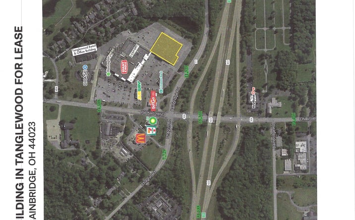 Pictures of Retail property located at Tanglewood Square Shopping Center, Bainbridge, OH 44023 for lease - image #1