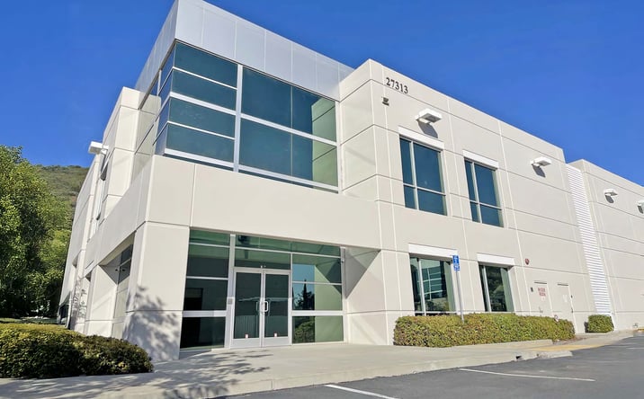 Pictures of Industrial property located at 27313 Vía Industria, Temecula, CA 92590 for lease - image #1