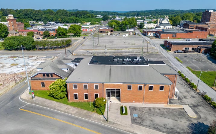 Pictures of Office, Industrial property located at 240 EDWARDS ST SE, CLEVELAND, TN 37311 for lease - image #1