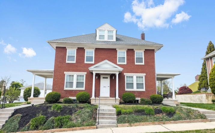 Pictures of Office property located at 561 Old W Chocolate Ave, Hershey, PA 17033 for lease - image #1