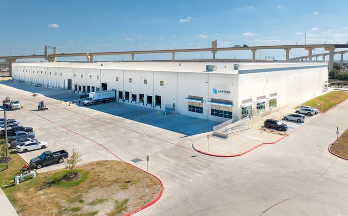 Pictures of Industrial property located at 8630 NE LOOP 410, San Antonio, TX 78219 for lease - image #1