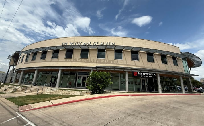 Pictures of Retail property located at 5011 Burnet Rd, Austin, TX 78756 for lease - image #1