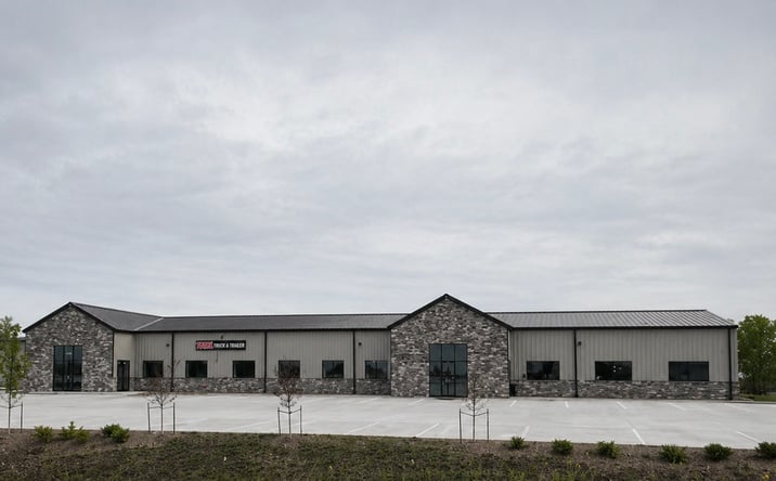 Pictures of Industrial property located at 2244 Northeast 54th Avenue, Des Moines, IA 50313 for lease - image #1