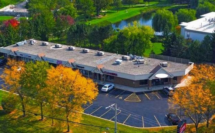 Pictures of Retail property located at 34491 N Old Walnut Cir, Unit F & G, Gurnee, IL 60031 for lease - image #1