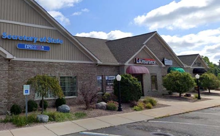 Pictures of Office property located at 806 Hogsback Rd, Mason, MI 48854 for lease - image #1