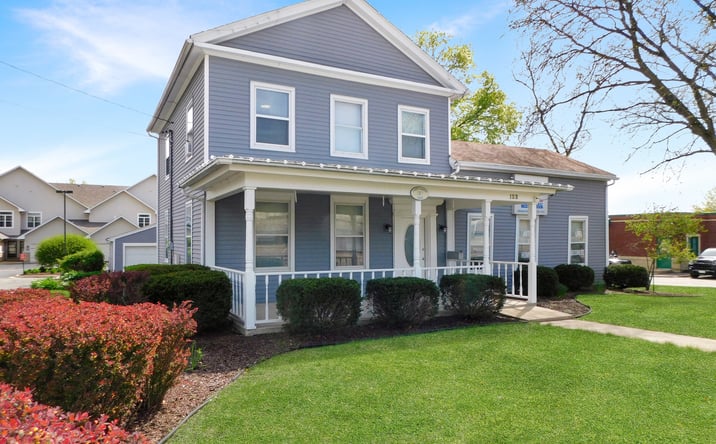 Pictures of Office property located at 122 E Main Street Upper, Rockton, IL 61072 for lease - image #1