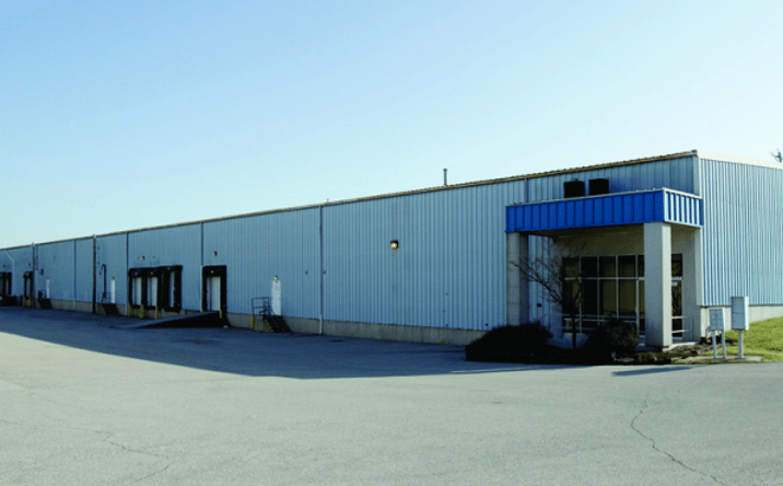 Pictures of Industrial property located at 6008-6028 N Lindbergh Blvd, Hazelwood, MO 63042 for lease - image #1