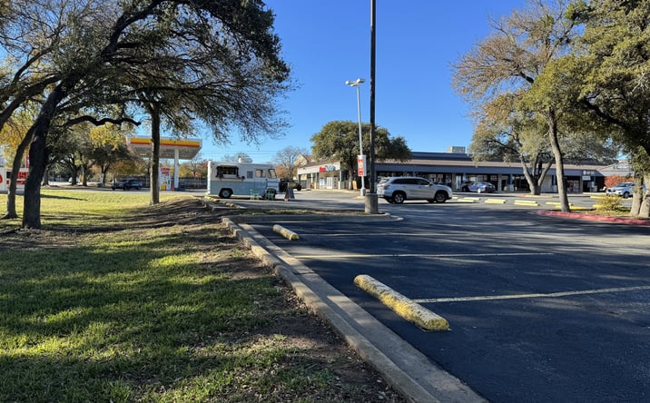 Pictures of Retail property located at 12400 Amherst Dr, Austin, TX 78727 for lease - image #1