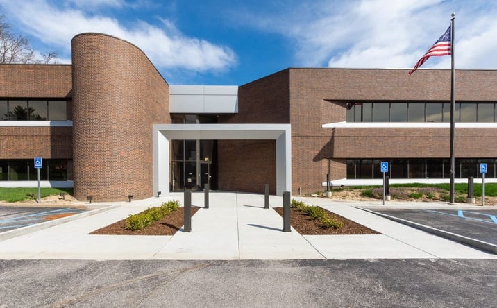 Pictures of Office property located at 11789 Borman Drive, St. Louis, MO 63146 for lease - image #1