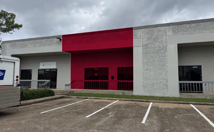 Pictures of Industrial property located at 4404-A West 12th Street, Houston, TX 77055 for lease - image #1