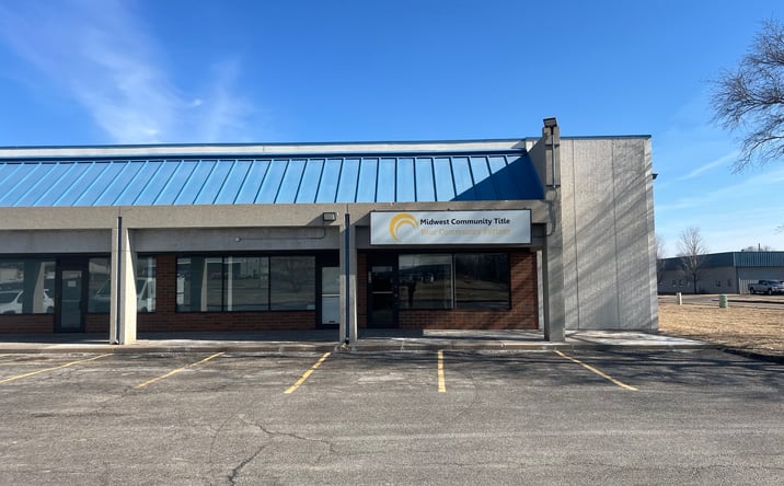 Pictures of Office property located at 4510 44th Avenue, Moline, IL 61265 for lease - image #1