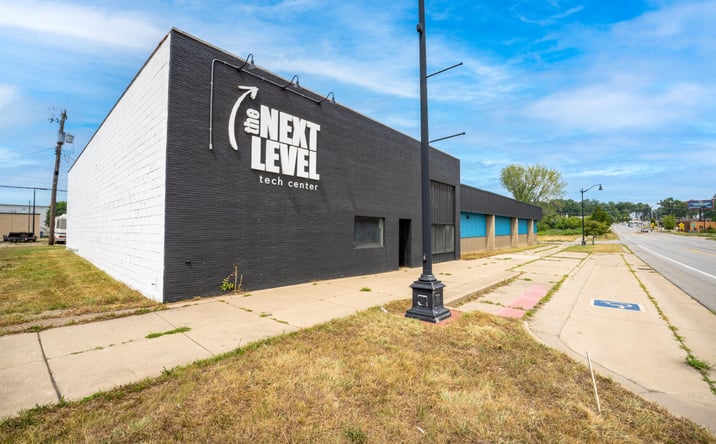 Pictures of Industrial, Office, Retail property located at 315-323 E Main Street, Benton Harbor, MI 49022 for lease - image #1