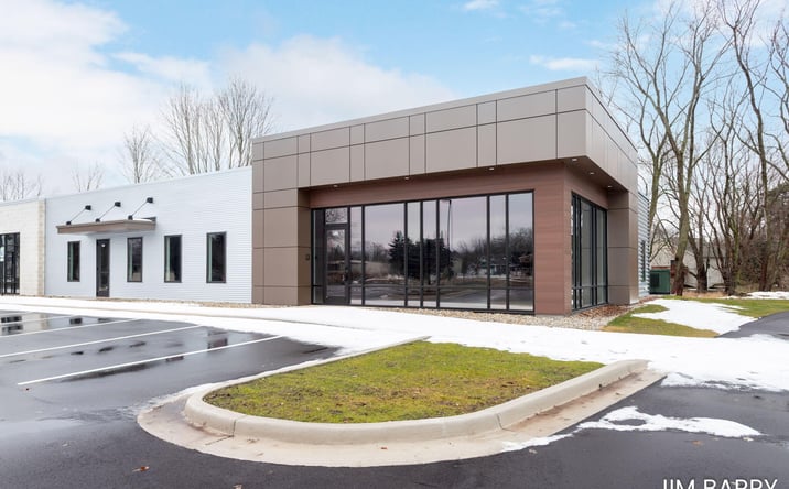 Pictures of Office property located at 811 S Beechtree Street, Grand Haven, MI 49417 for lease - image #1