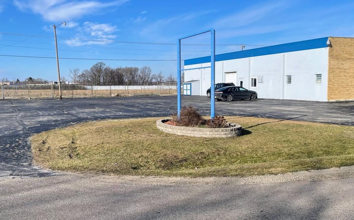 Pictures of Office, Retail property located at 2202 Plaza Drive, Benton Harbor, MI 49022 for lease - image #1