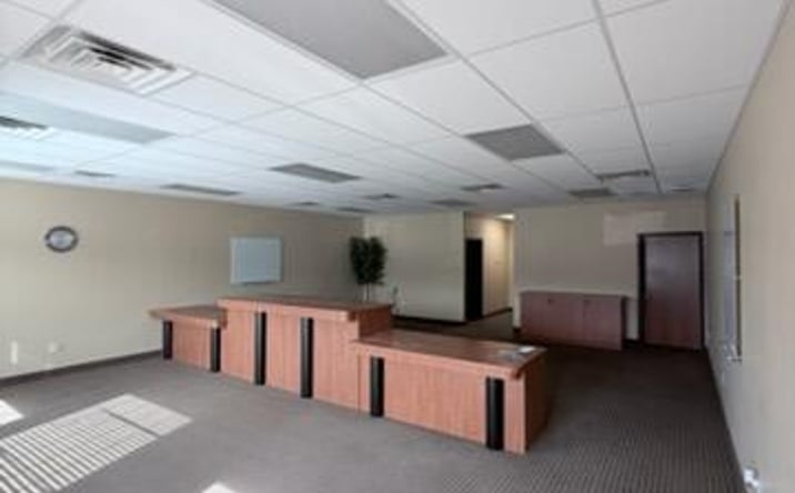 Pictures of Retail, Office property located at 806 Hogsback Road Suite B, Mason, MI 48854 for lease - image #1