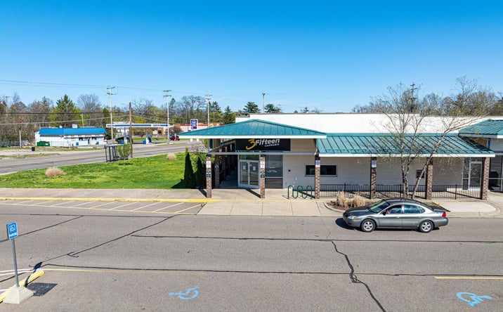 Pictures of Retail, Restaurant, Office, Industrial, Land property located at 1525 W Michigan Avenue 10A, Battle Creek, MI 49037 for lease - image #1