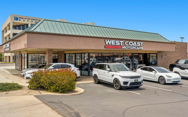 Pictures of Retail property located at 7092-7094 Miramar Road, San Diego, CA 92121 for lease - image #1