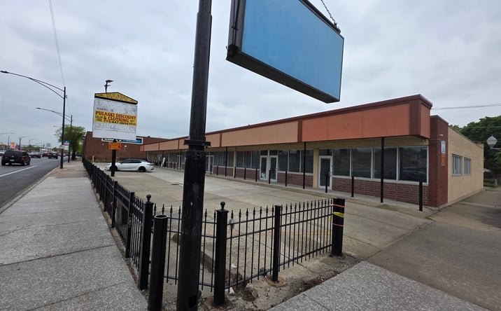Pictures of Retail property located at 4600-4612 S Pulaski Avenue, Chicago, IL 60632 for lease - image #1