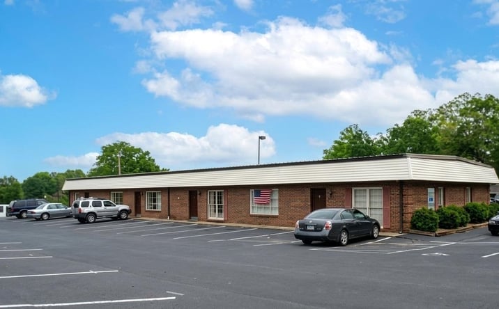 Pictures of Office property located at 1307 E Franklin St., Monroe, NC 28112 for lease - image #1
