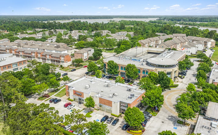 Pictures of Retail property located at 1660 West Lake Houston Parkway, Houston, TX 77345 for lease - image #1