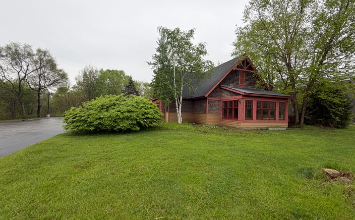 Pictures of Retail, Office, Special Purpose property located at 15638 Indiana 23, Granger, IN 46530 for lease - image #1